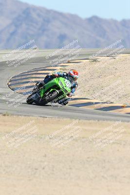 media/Oct-05-2025-CVMA (Sun) [[beeef4f201]]/Race 11-500-400(4)-350 Supersport/